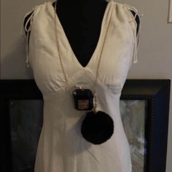 🖤Black Apple AirPods Case ~ fits Apple AirPods 1 & 2 - Picture 2 of 9